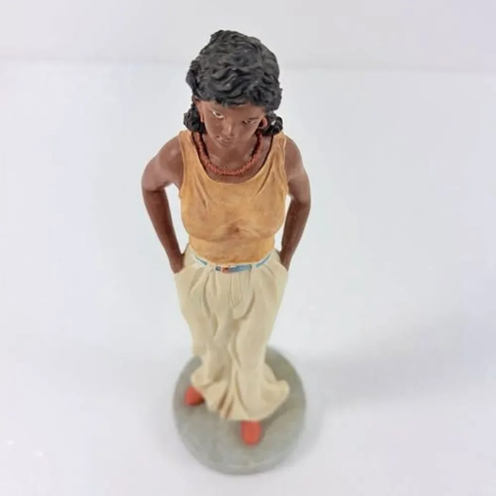 Vintage 2004 Home Interiors African Woman Figurine 10
